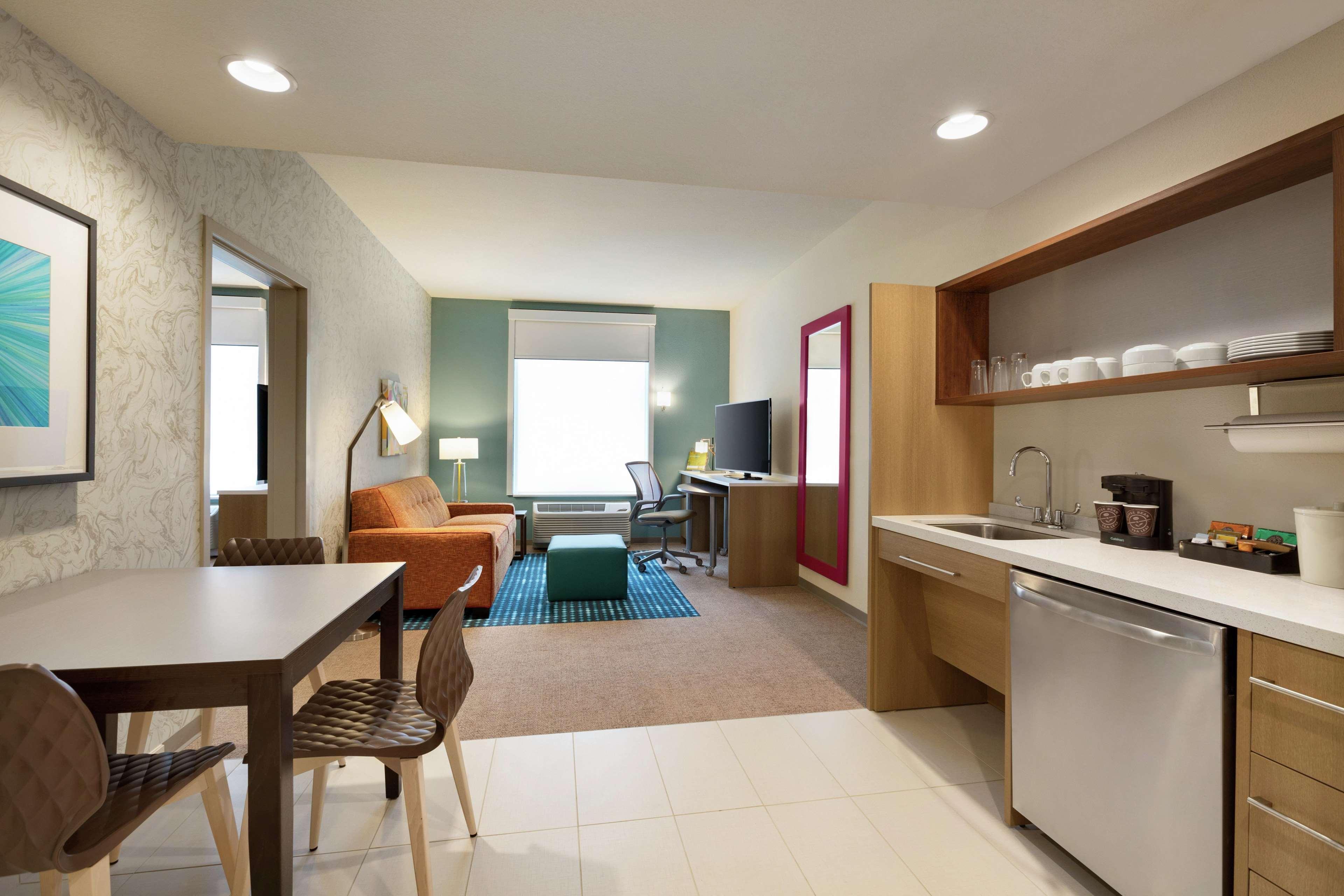 Home2 Suites By Hilton Frederick Extérieur photo