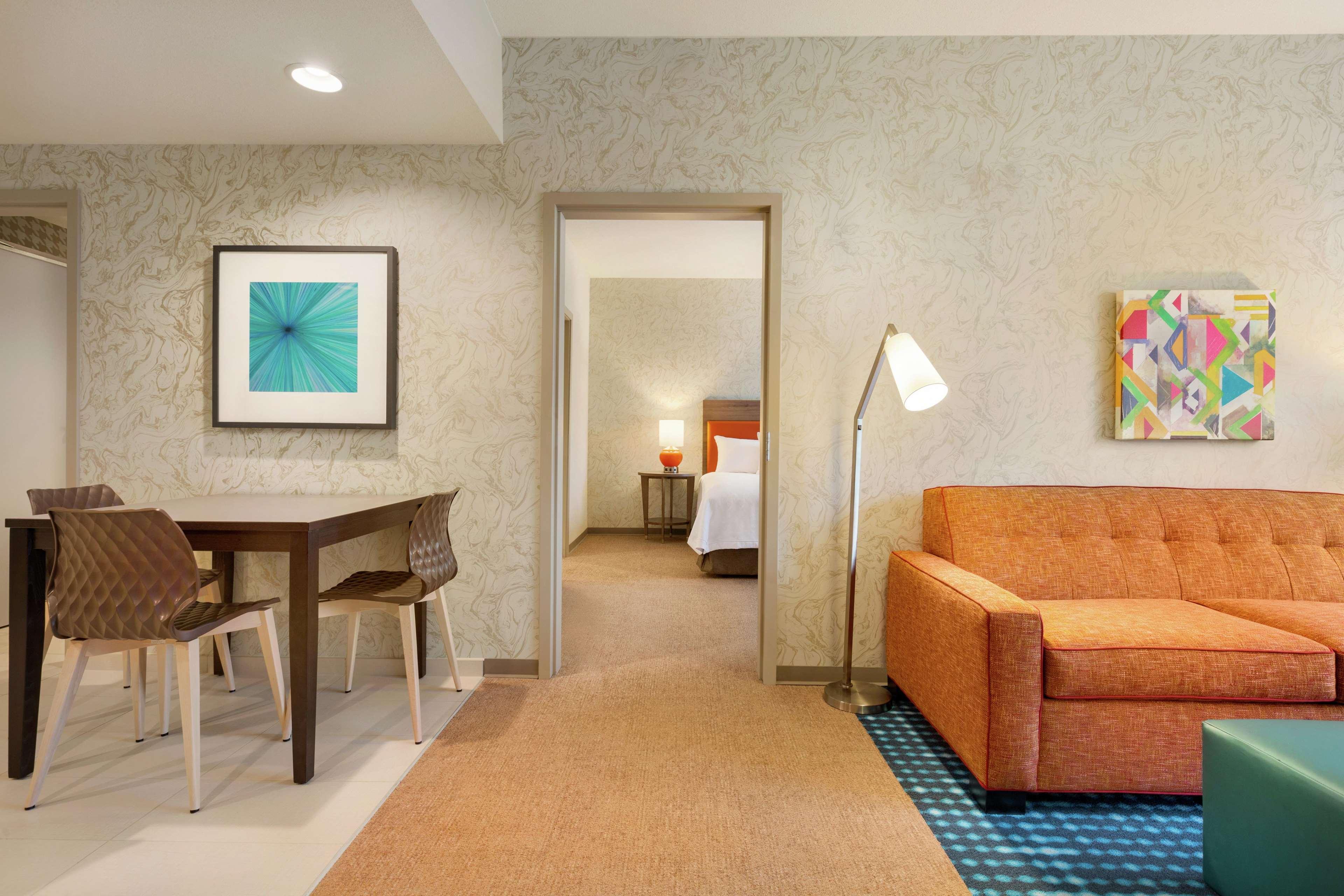 Home2 Suites By Hilton Frederick Extérieur photo