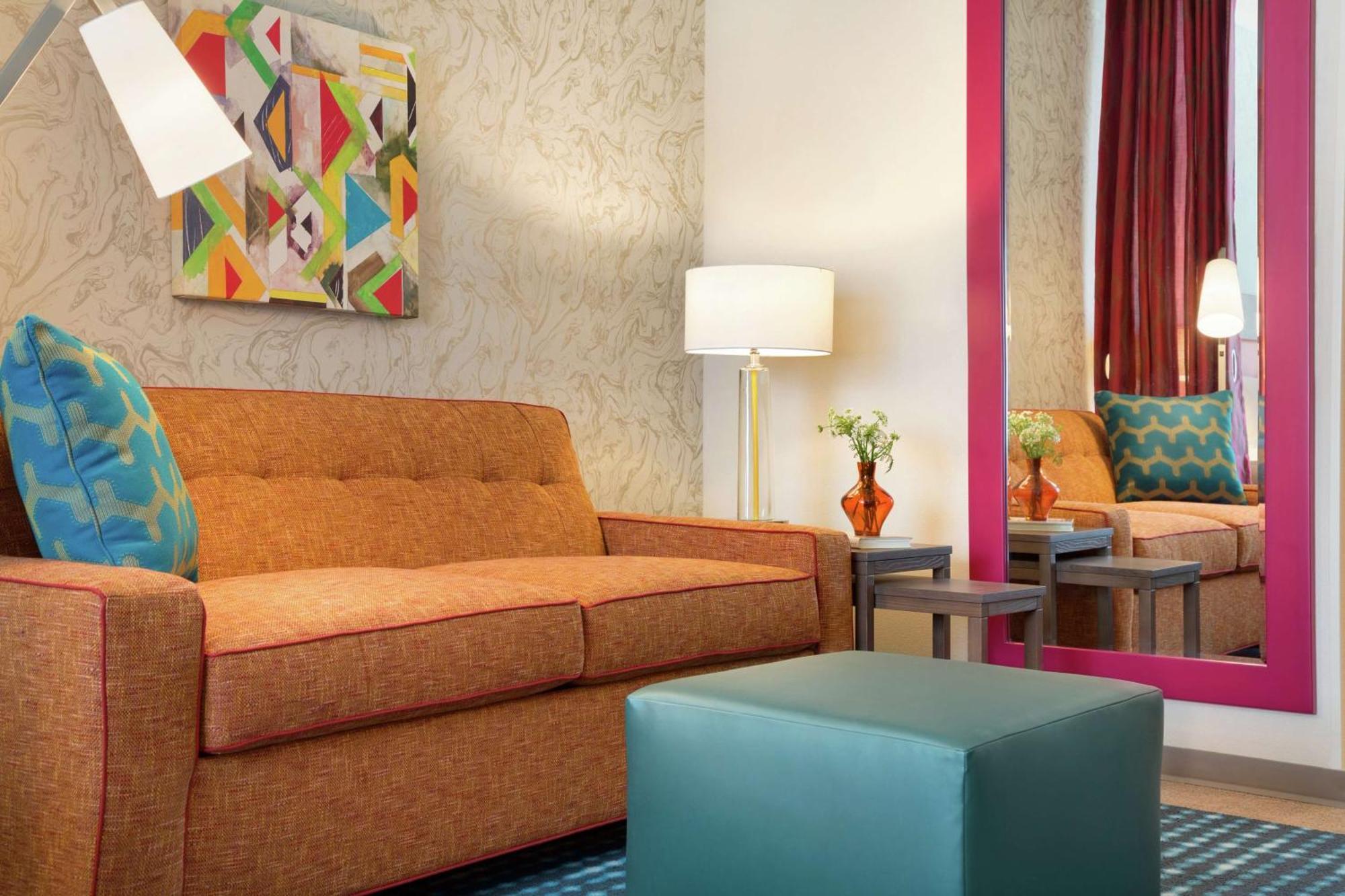 Home2 Suites By Hilton Frederick Extérieur photo